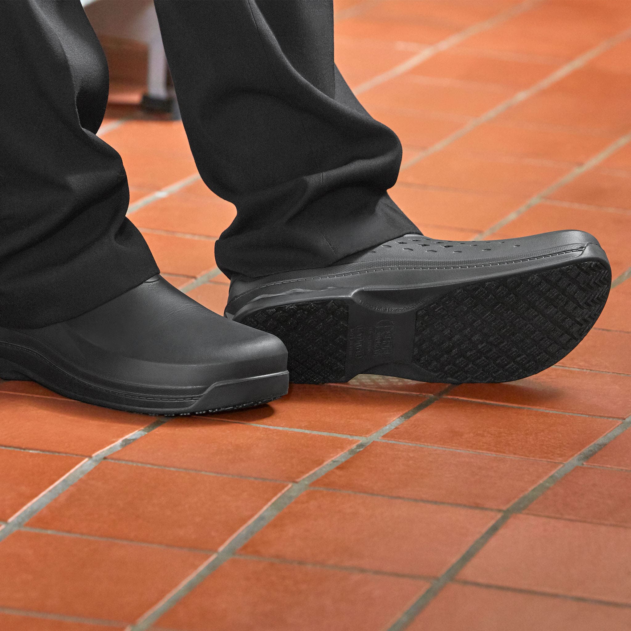 Black rubber shoes for ladies outlet
